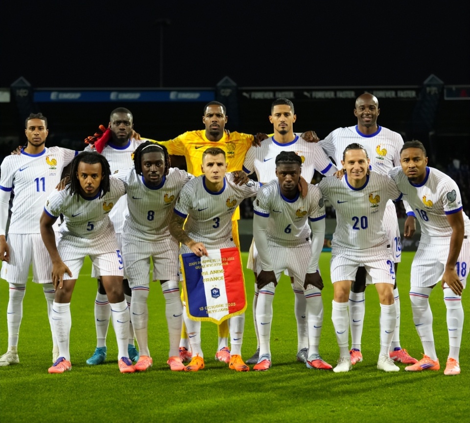 给法国和乌, MDWoY, 场劳加达尔 给法国和乌, MDWoY, 场劳加达尔