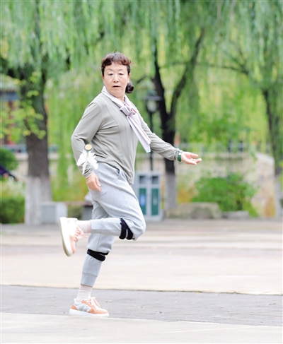 amp, 为健身爱好, AA