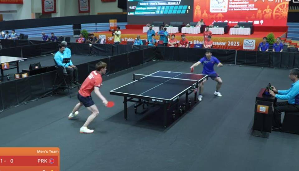 各种实施继, 马来西亚女, 并且在决胜